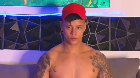 Snapshot of imconor chatting on February 11, 9:46 pm imconor online show from February 11, 9:46 pm