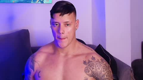 imconor online show from March 30, 9:38 pm