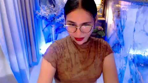 Ashley online show from June 27, 6:35 pm