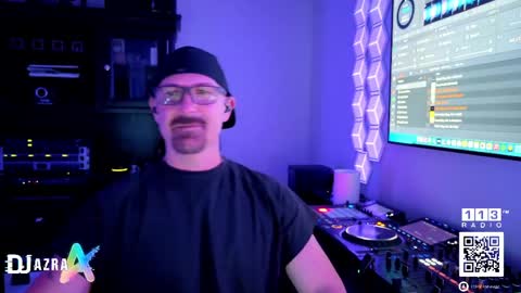 DJ Azra online show from April 20, 4:26 am