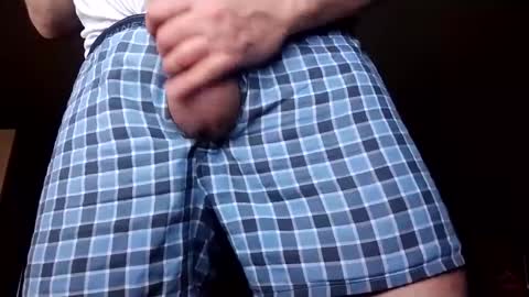 Iminyourroom online show from December 13, 8:20 am