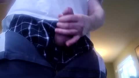 Iminyourroom online show from February 9, 9:28 pm