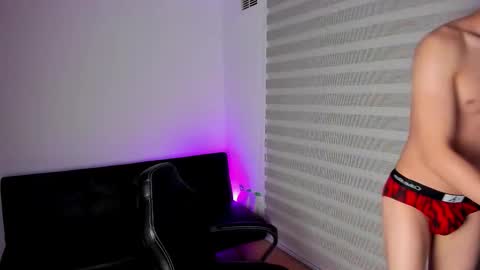 Snapshot of imjero chatting on October 25, 1:02 am Jero online show from October 25, 1:02 am