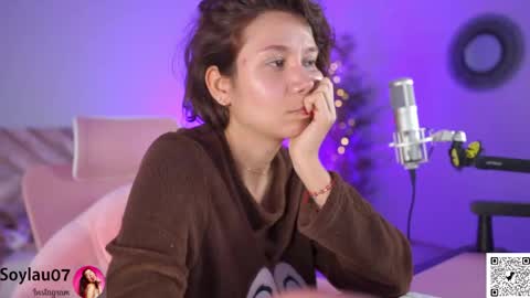 imjess_ online show from November 12, 4:35 am