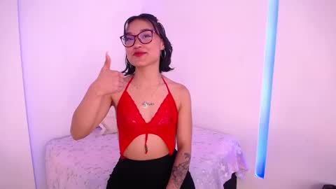 Snapshot of imlilit chatting on February 18, 5:36 am Lilit online show from February 18, 5:36 am