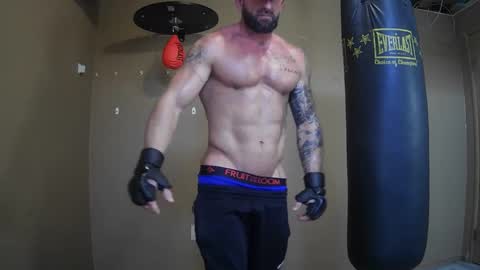 Snapshot of imnewherelollol chatting on January 15, 4:11 pm Majordadbod101 online show from January 15, 4:11 pm