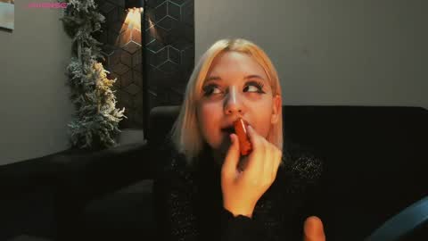 ImNysha online show from March 30, 4:41 pm