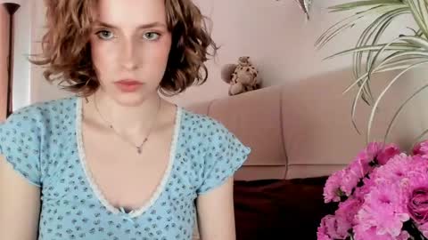 Snapshot of imogensy chatting on April 23, 7:20 am my name Imo Fansly online show from April 23, 7:20 am