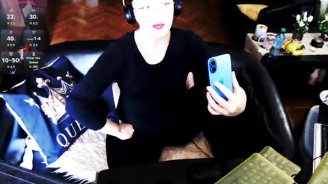 Empress online show from April 1, 1:41 pm