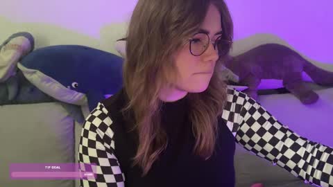 Snapshot of impumpkinbitch chatting on March 7, 9:18 am ImPumpkinBitch online show from March 7, 9:18 am