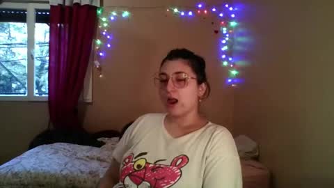 Florencia online show from April 25, 8:39 pm