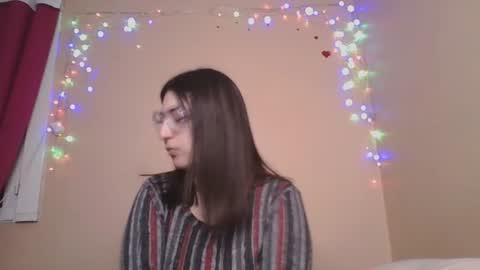 Snapshot of imsohornydacom chatting on June 15, 10:45 pm Florencia online show from June 15, 10:45 pm