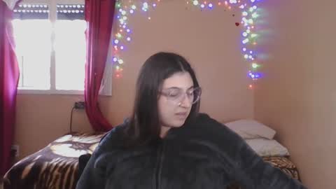 Snapshot of imsohornydacom chatting on June 21, 5:26 pm Florencia online show from June 21, 5:26 pm