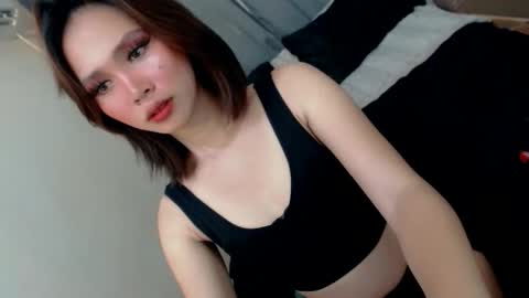hi its me pearl online show from September 17, 3:19 am