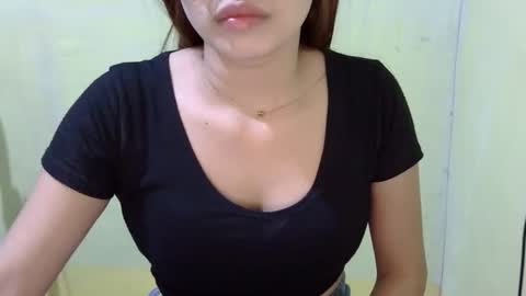 Snapshot of imyourgirl_vanessa26 chatting on December 16, 6:13 pm Im sad because im lonely wish help me here online show from December 16, 6:13 pm