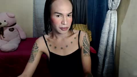 Snapshot of indaypakay_ts chatting on July 17, 3:24 am Pakay online show from July 17, 3:24 am