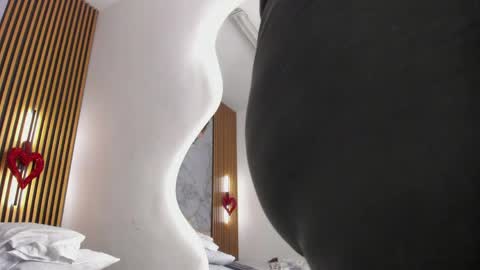 Snapshot of indi_catalina chatting on April 16, 3:13 pm Indi Catalina online show from April 16, 3:13 pm