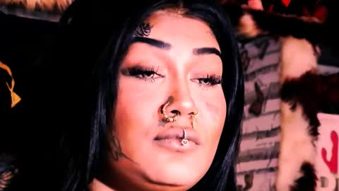 Snapshot of indian_dreamgirl chatting on April 7, 9:54 am Bella Ambrosia online show from April 7, 9:54 am