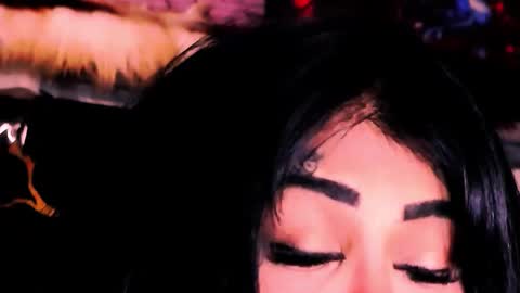 Snapshot of indian_dreamgirl chatting on May 7, 1:44 am Bella Ambrosia online show from May 7, 1:44 am