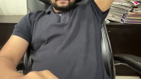 Snapshot of indian_gujju chatting on February 1, 10:14 am Jay online show from February 1, 10:14 am