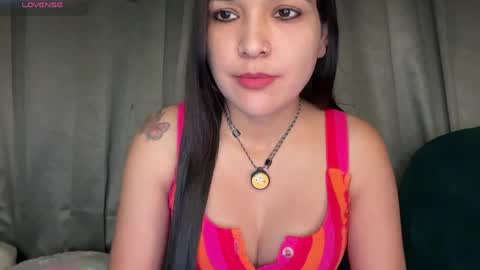 Snapshot of indian_meenakshi_69 chatting on May 28, 10:29 pm priya online show from May 28, 10:29 pm