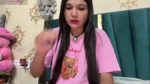 Snapshot of indian_meenakshi_69 chatting on June 19, 1:21 am priya online show from June 19, 1:21 am
