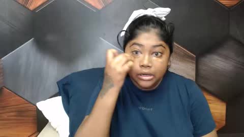 Snapshot of indian_rimmelx chatting on February 19, 5:25 am Melz online show from February 19, 5:25 am