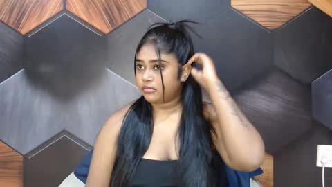 Snapshot of indian_rimmelx chatting on May 29, 6:22 am Melz online show from May 29, 6:22 am
