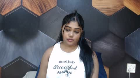 Snapshot of indian_rimmelx chatting on June 19, 6:40 am Melz online show from June 19, 6:40 am