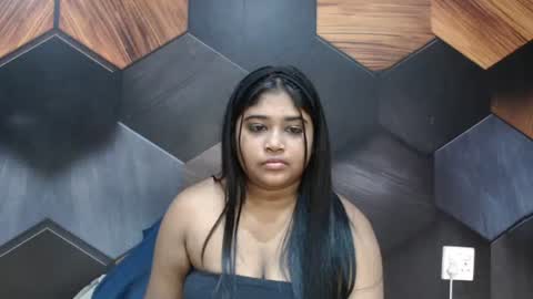 Snapshot of indian_rimmelx chatting on July 4, 6:52 am Melz online show from July 4, 6:52 am