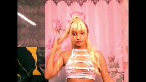 indian_sumaya online show from April 25, 10:51 am