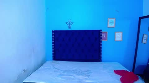 Snapshot of indian_whore18 chatting on December 4, 10:35 am indian_whore18 online show from December 4, 10:35 am