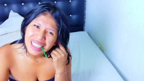 Snapshot of indian_whore18 chatting on June 4, 3:12 am indian_whore18 online show from June 4, 3:12 am