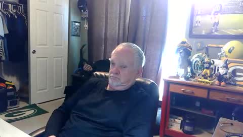 Papa online show from May 9, 6:46 pm