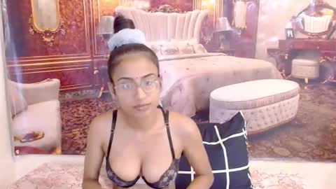 Snapshot of indianbootylicious1 chatting on March 2, 5:08 am nala online show from March 2, 5:08 am