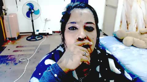 Snapshot of indiancatz2 chatting on June 14, 2:24 am anusha online show from June 14, 2:24 am