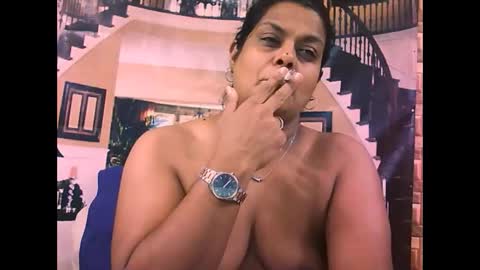 Snapshot of indiancherrypie chatting on January 16, 7:12 am indiancherrypie online show from January 16, 7:12 am