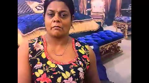 Snapshot of indiancherrypie chatting on February 15, 6:32 am indiancherrypie online show from February 15, 6:32 am