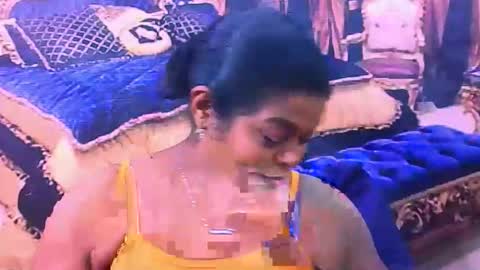 Snapshot of indiancherrypie chatting on February 19, 5:58 am indiancherrypie online show from February 19, 5:58 am