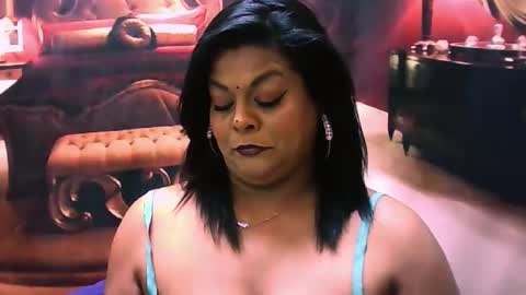 Snapshot of indiancherrypie chatting on April 21, 7:36 am indiancherrypie online show from April 21, 7:36 am