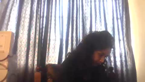 Snapshot of indiancutiexo chatting on November 7, 7:19 am indiancutiexo online show from November 7, 7:19 am