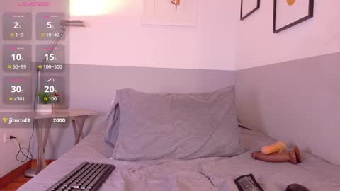 LITTLE AINHOA  online show from March 25, 8:15 pm