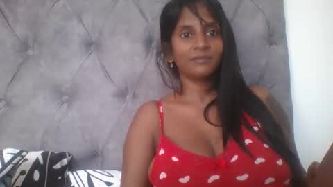 priya online show from January 13, 7:00 am