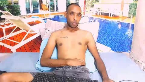 Snapshot of indianmagicmike69 chatting on March 15, 5:30 pm indianmagicmike69 online show from March 15, 5:30 pm
