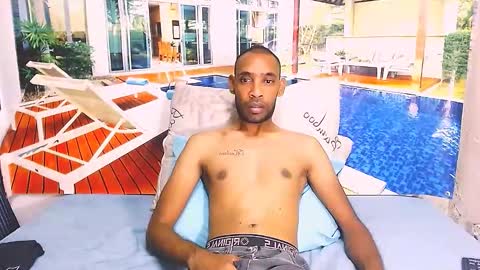 Snapshot of indianmagicmike69 chatting on March 20, 7:13 am indianmagicmike69 online show from March 20, 7:13 am