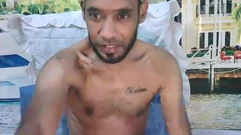 Snapshot of indianmagicmike69 chatting on July 15, 6:02 pm indianmagicmike69 online show from July 15, 6:02 pm