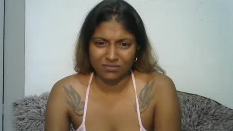 Snapshot of indianqtpie6 chatting on February 24, 6:55 am indianqtpie6 online show from February 24, 6:55 am