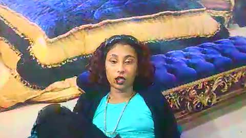 indiansexybutt4u2luv online show from July 12, 6:37 am