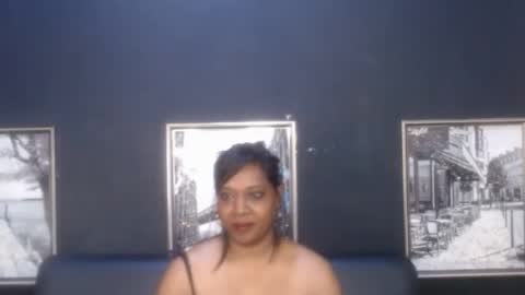 Snapshot of indiansilkx chatting on July 14, 10:43 am indiansilkx online show from July 14, 10:43 am