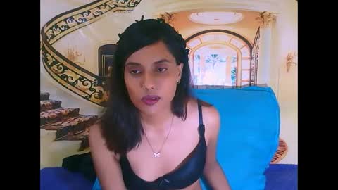 Snapshot of indianskies chatting on December 22, 6:38 pm Sky online show from December 22, 6:38 pm